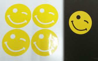 Kacsintós mosolygó arc matrica 4db-os csomagban
