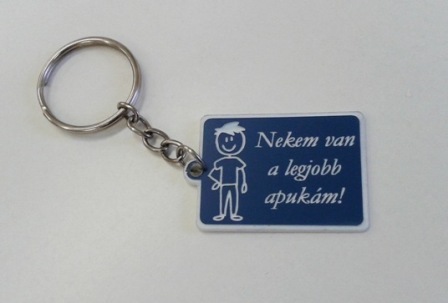Nekem van a legjobb apukám biléta egyedi szöveggel kulcstartó lánccal és karikával ellátva 2db-os gravírozott műanyag kivitelben 15 féle színben