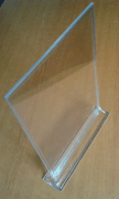Plexi álló laptartó A/4 asztali