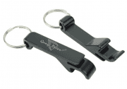 Sörnyitós és doboznyitós fekete színű fém kulcstartó egyedi gravírozott szöveggel csomagban minimum 2db