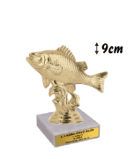 Figura horgász hal márványtalppal gravírtáblával 9cm FSE-457