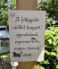 A felügyelet nélkül hagyott gyerekeknek espresso-t és ingyen kiscicát adunk vicces matrica/tábla 2